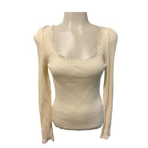 Woman’s size 10 Topshop long sleeve top!